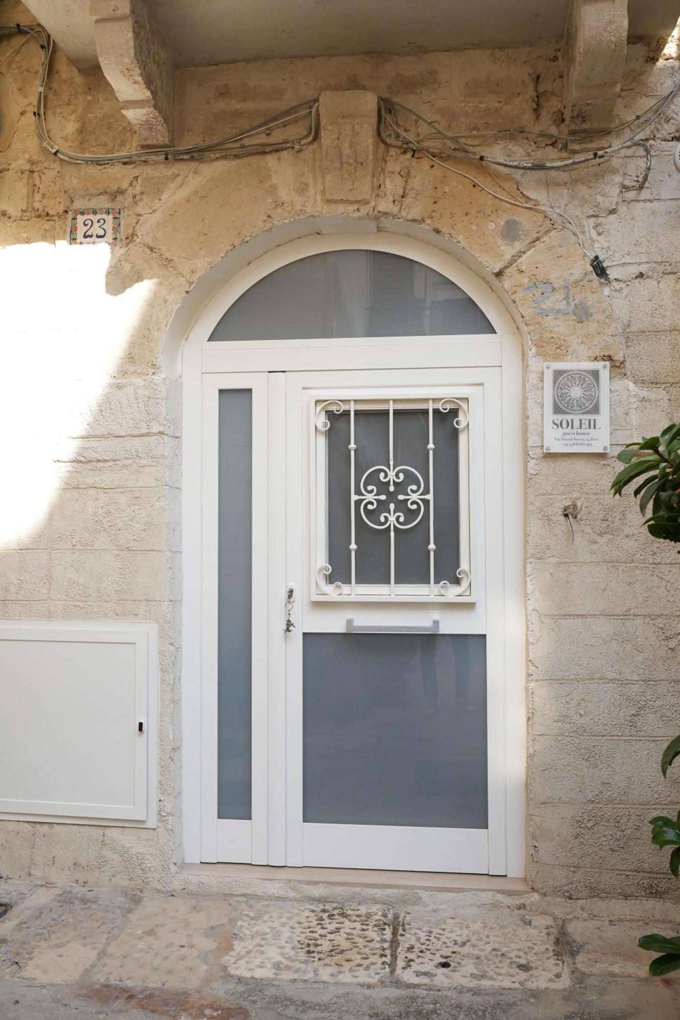Soleil Guest House Μπάρι Εξωτερικό φωτογραφία